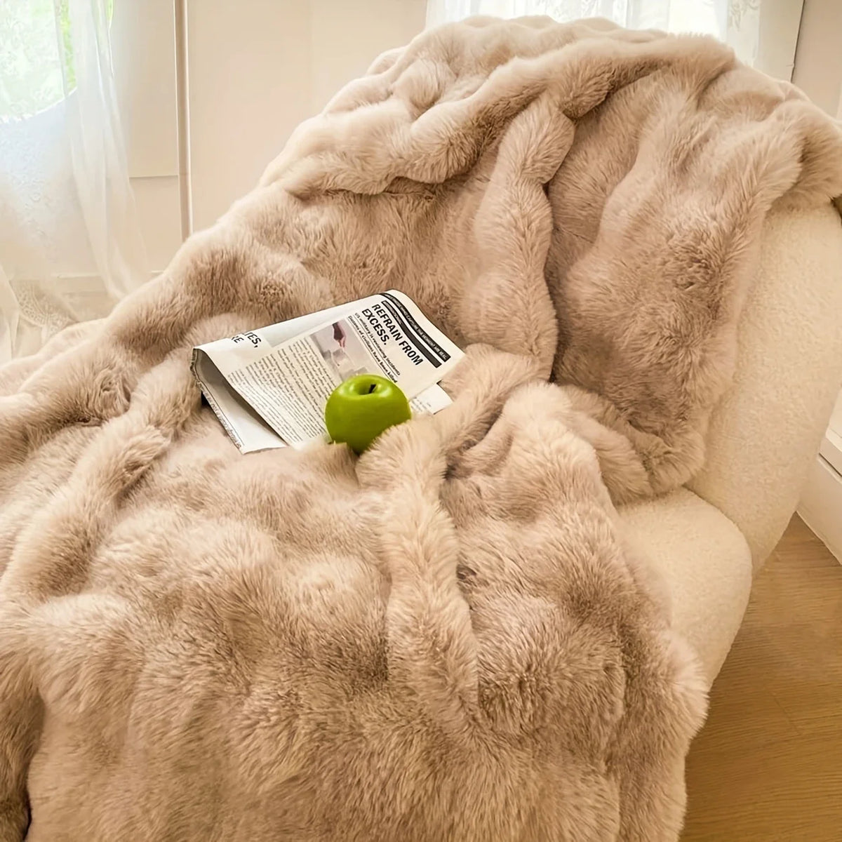 Rosekind Bubble Fleece Throw Blanket For Soft Bedroom Decor