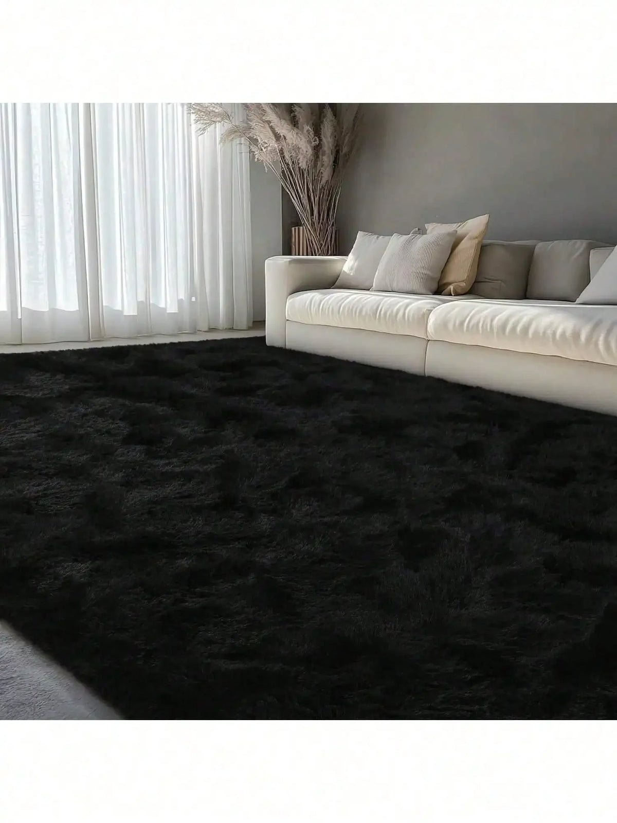 Soft Plush Polyester Rug With Non Slip Backing For Home