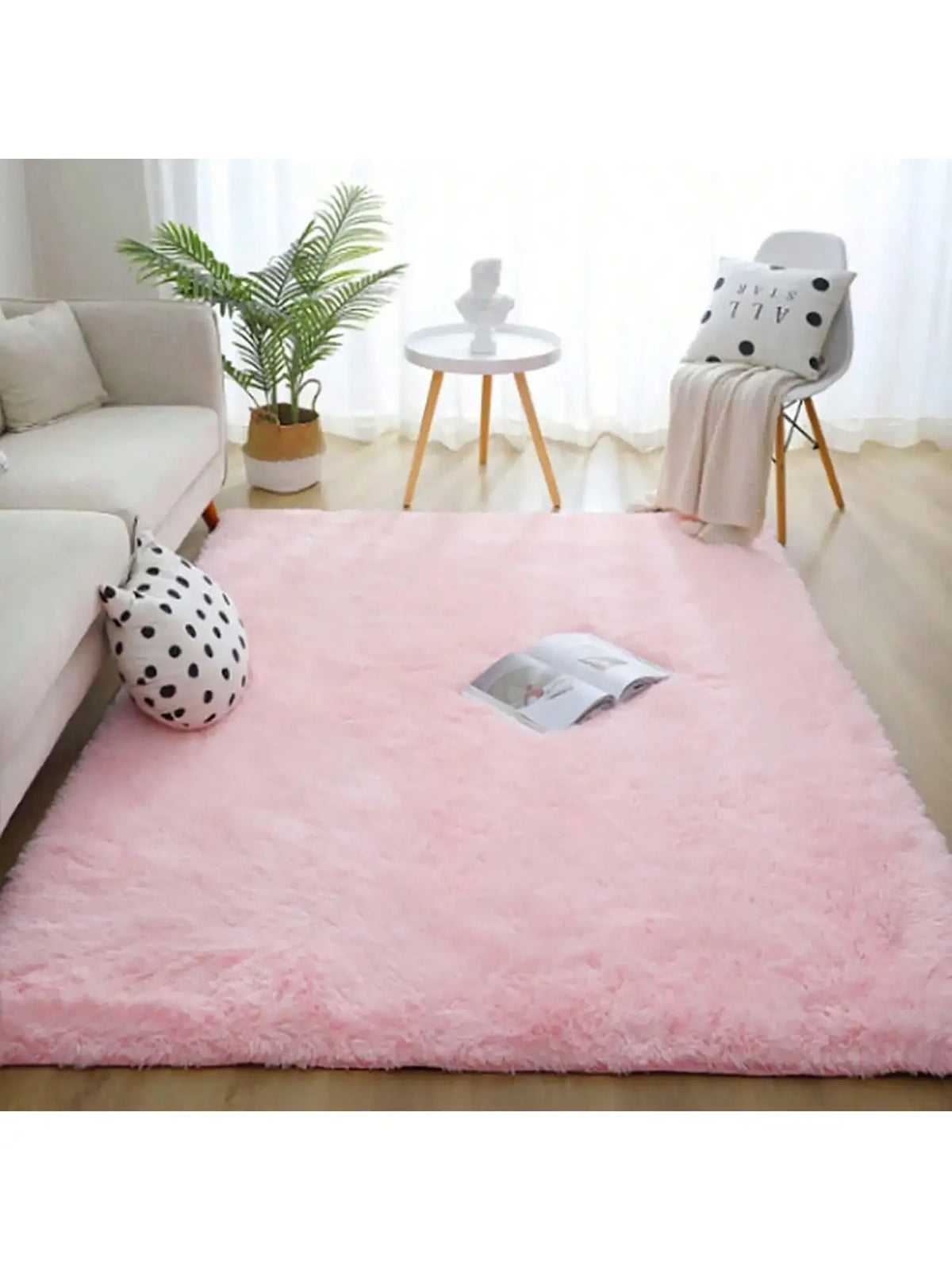 Soft Plush Polyester Rug With Non Slip Backing For Home
